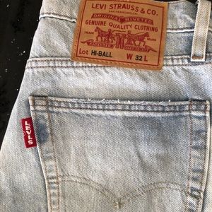 LEVIS Premium Hi Ball Roll Camo Distressed Reg. Tapered Leg (actual 32x29